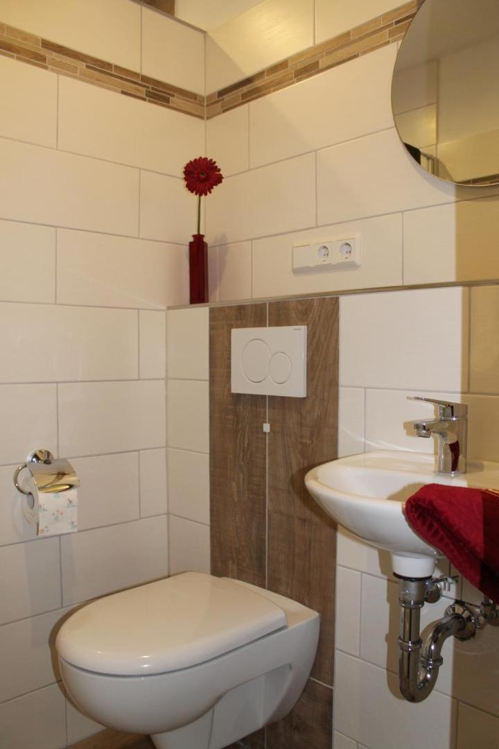 Neu! Ferienhaus Sonnenschein Am Badesee Аурих Екстериор снимка